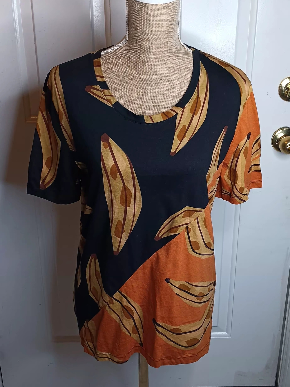 FARM Rio Rare Ripe Banana Short Sleeve Tee Size (P) Small-See Measurements